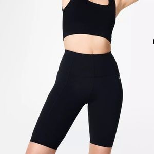 NWT Sweaty Betty  Super Soft 9" Shorts